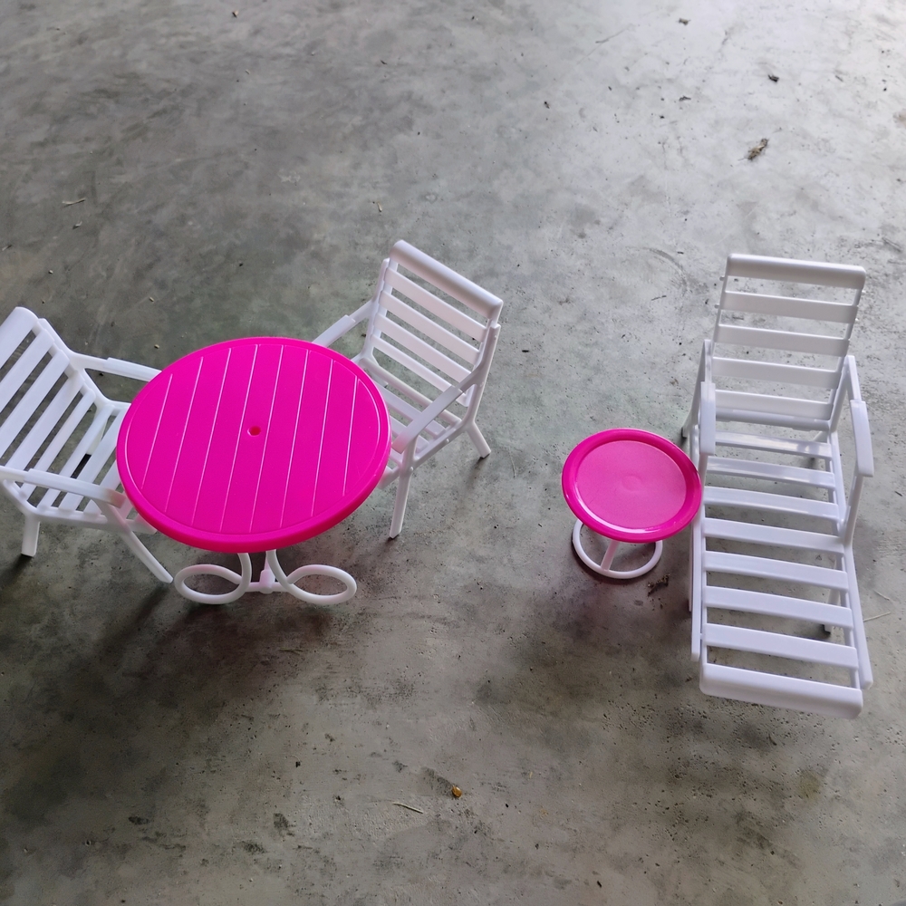 Pink and White Dollhouse Patio Furniture Set